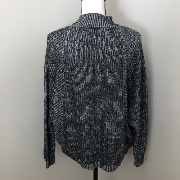 Gorgeous Black Zipper Detailed Sweater - Picture 8 of 13